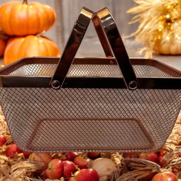 Baskets Other - Rose Gold Metal Basket/Great to Store Towels, Magazines Etc. EUC